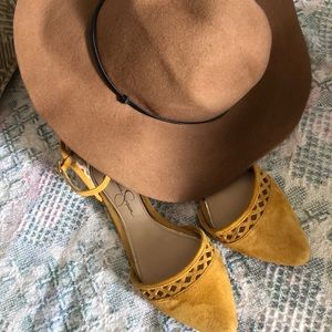 🍁Jessica Simpson Suede Flats🍁